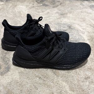 adidas Ultraboost 4.0 DNA Primeblue Sneaker , Women’s size 7, Black